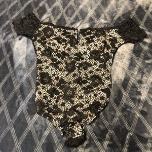 Victoria’s Secret Black Lined Lace Bodysuit M NEW